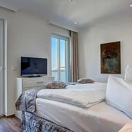 Otel Lea